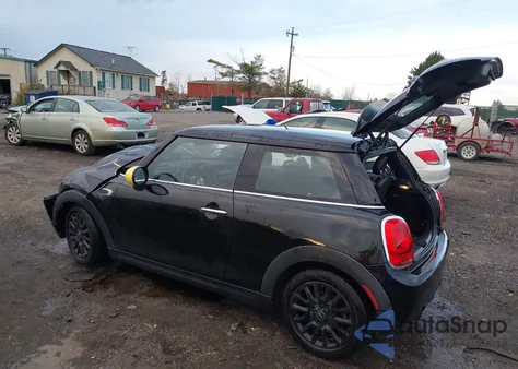 2015 Mini Hardtop Cooper from USA, damaged, VIN WMWXM5C55FT937857